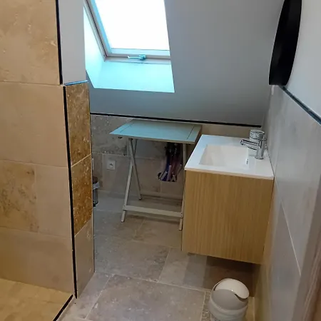 Chez Particulier ホームステイ *